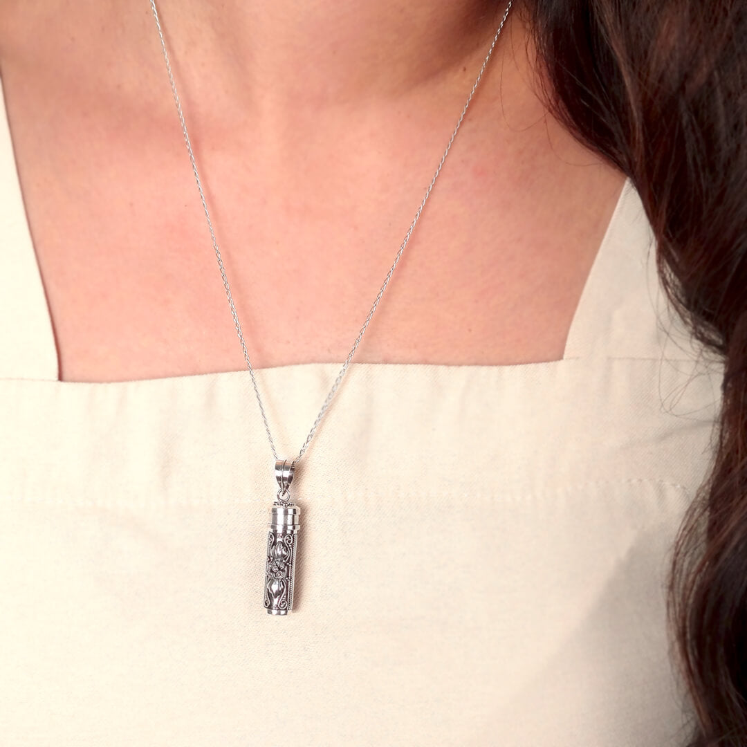 Blooming Flame Secret Wish Locket