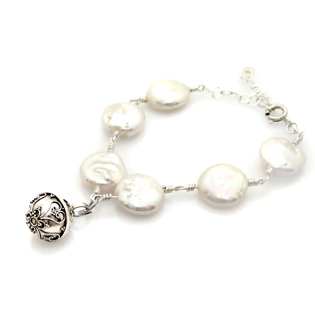 Mabe Pearl Bracelet of the Full Moon's Glow