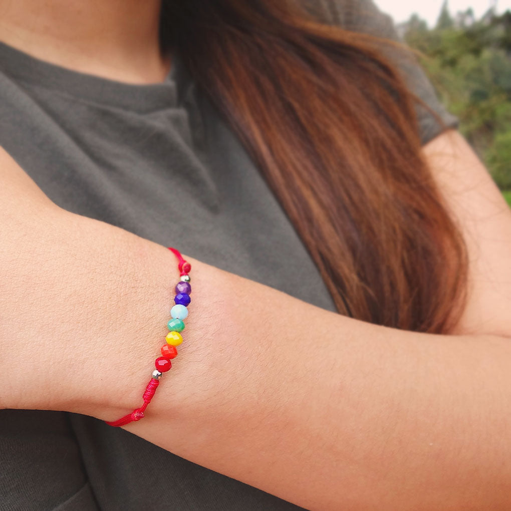 Hilo Rojo de los 7 Chakras
