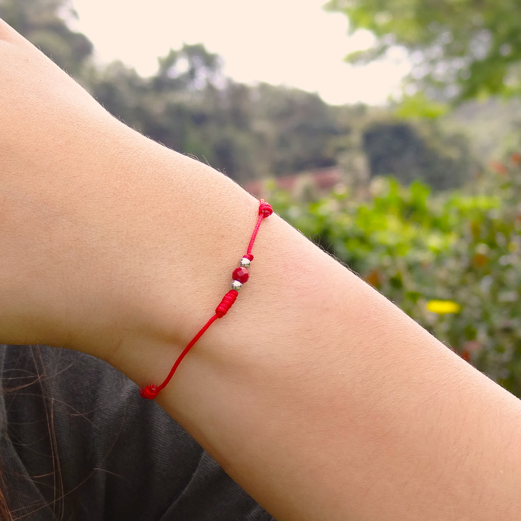 Hilo Rojo de Protección | Mayo | Marrón