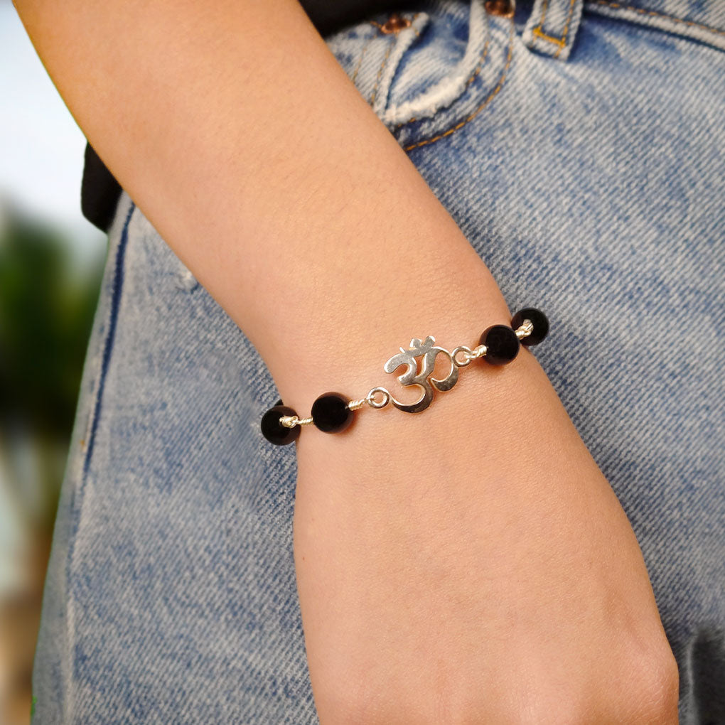 Continuous Energy Bracelet | Tibetan OM and Onyx