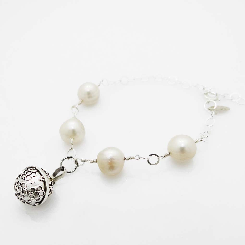 Pulsera Perla Natural y Llamador de Ángeles