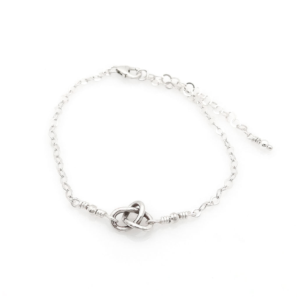 Solutions and Courage Bracelet | Gordian Knot