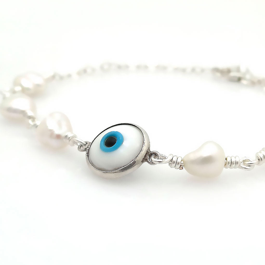 Turkish Eye and Pearls Bracelet